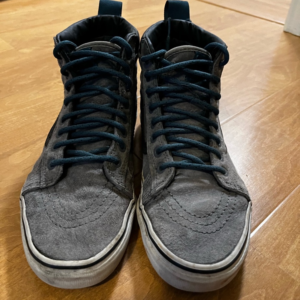 Vans hightops | Gray/Black | Men’s size 6.5 | Women’s size 8